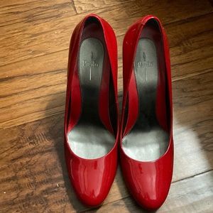 Linea Paolo Red Patent Wedges